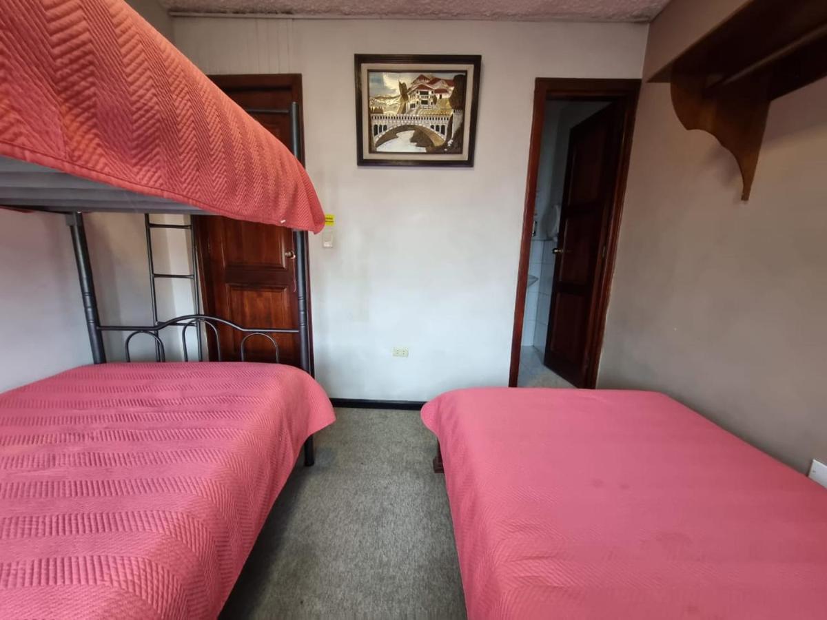 Hostal Alborada Cuenca Eksteriør bilde