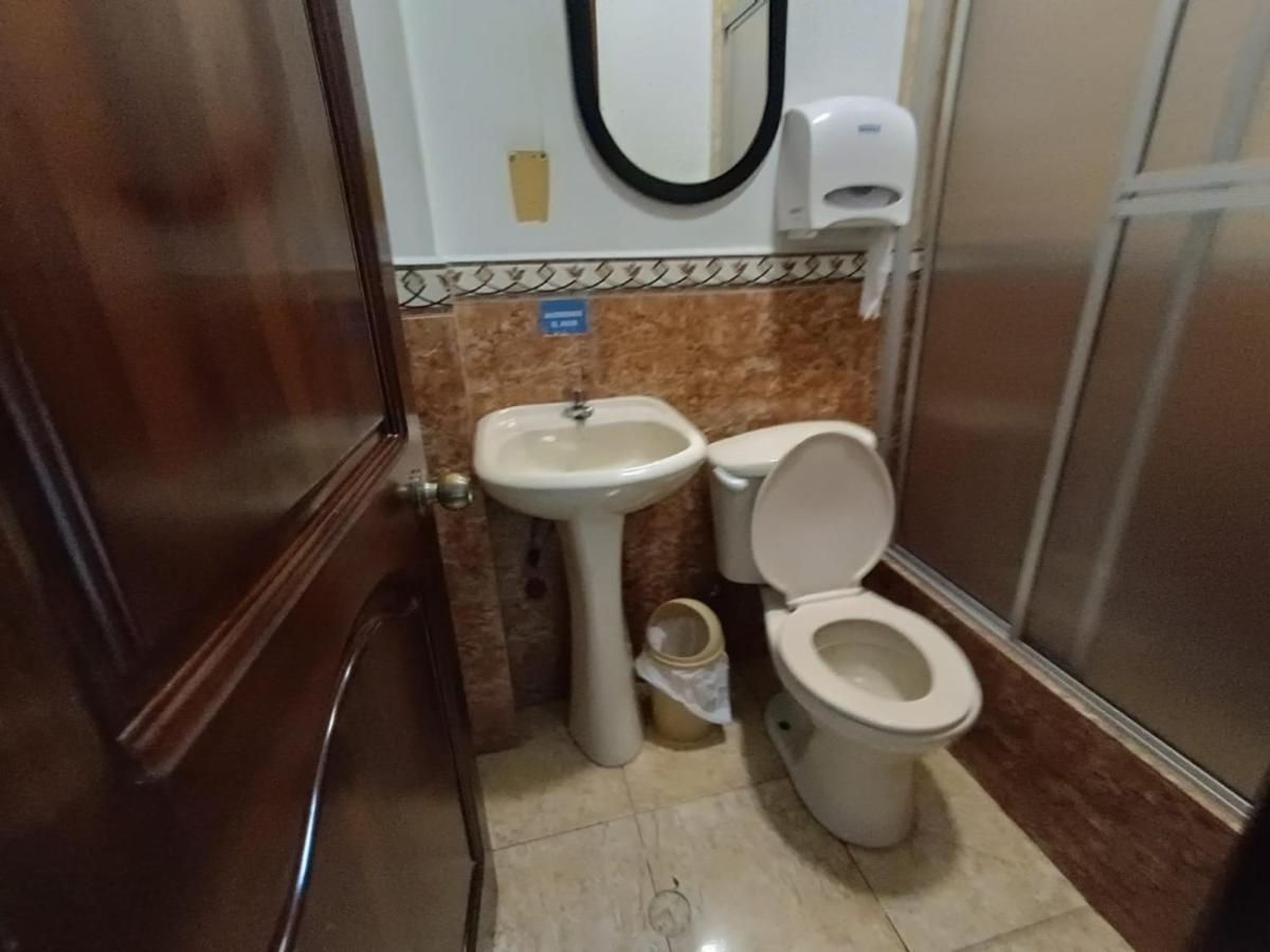 Hostal Alborada Cuenca Eksteriør bilde